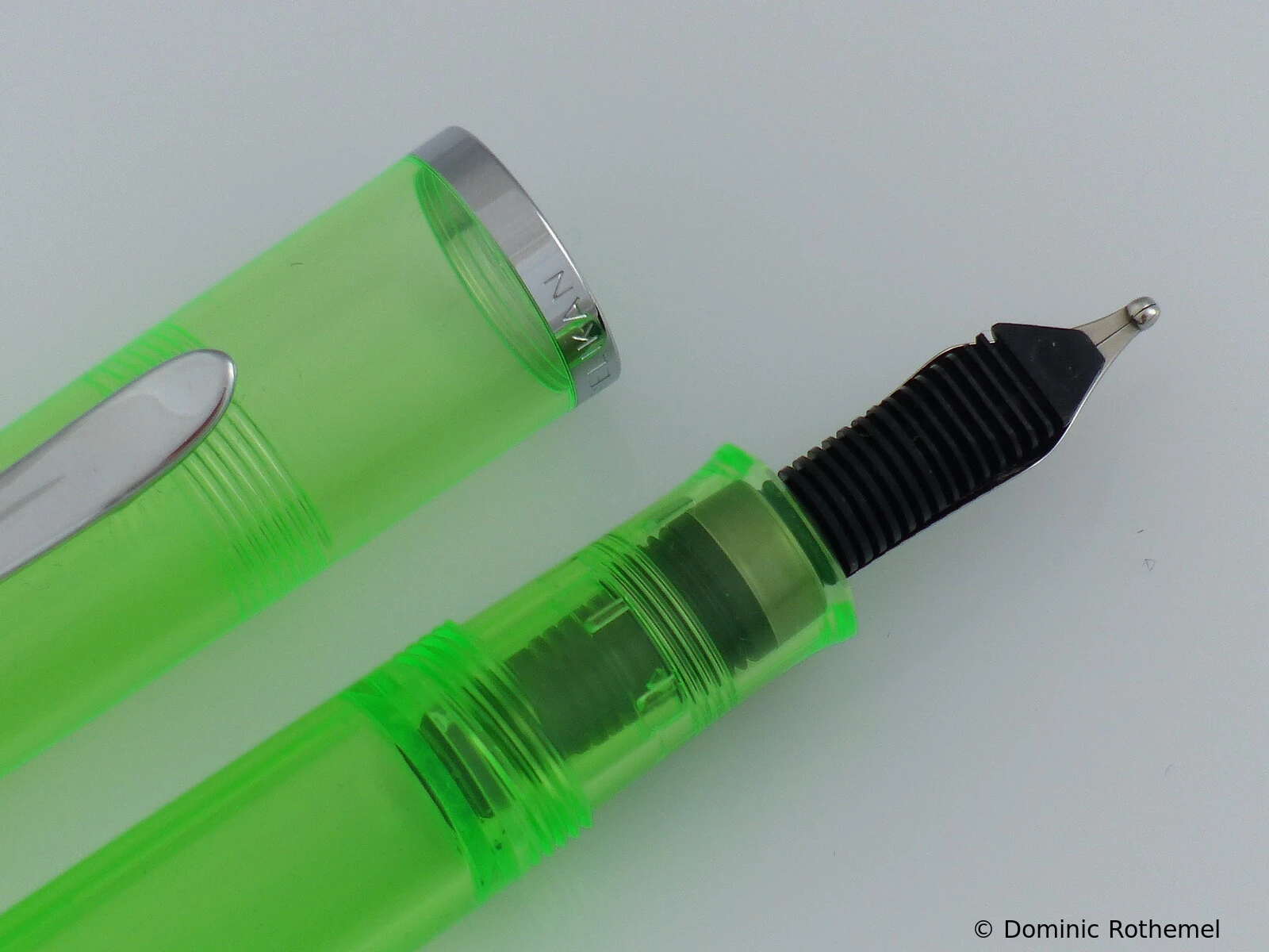 Pelikan M205 DUO Highlighter ShinyGreen

