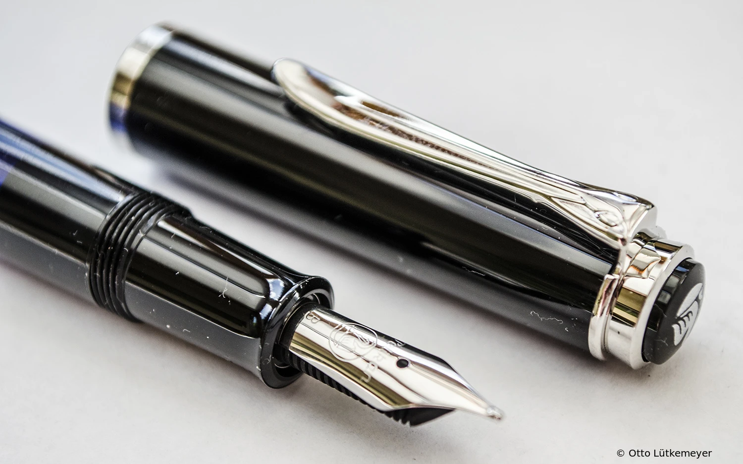 Pelikan M205 Blau-Marmoriert
