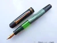 Glatte Kappenbänder und Clip, Füllgriff in der Form von 1949 bis 1954.