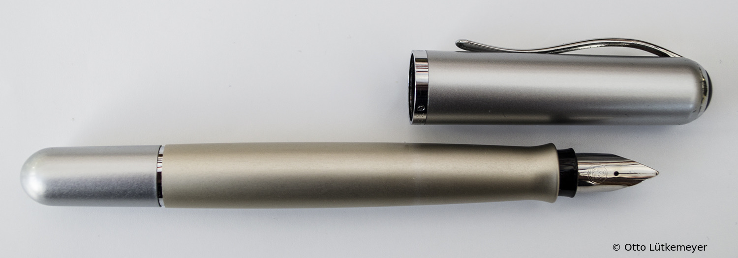 Pelikan P360 Titan-Silber

