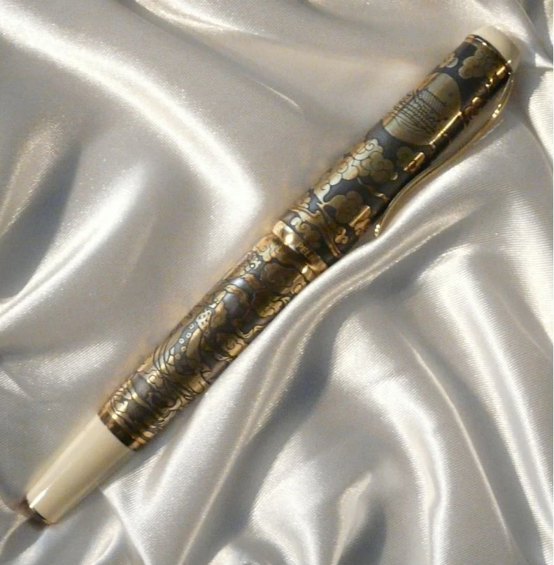 Pelikan Limited Edition Goddess of the moon
