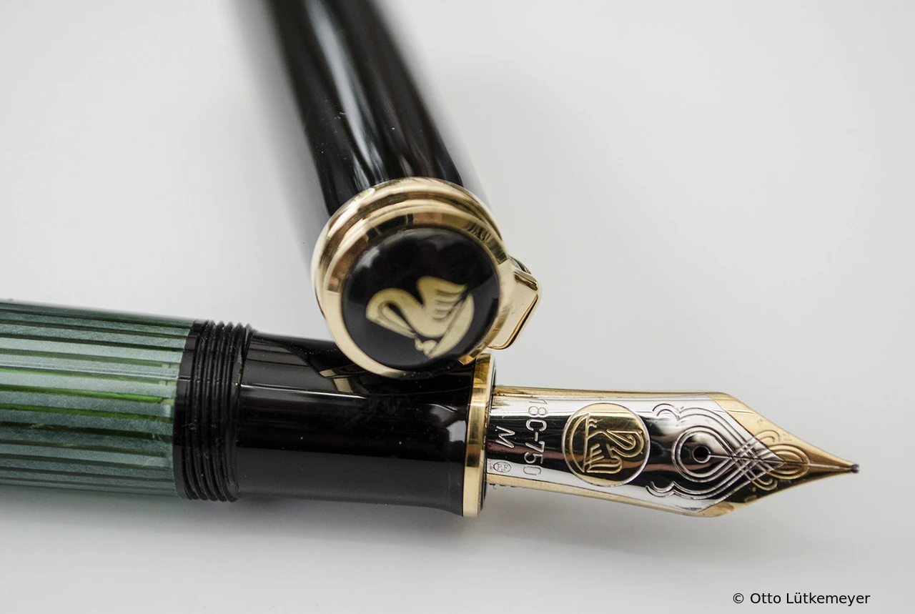 Pelikan M1000 Grün-Gestreift
