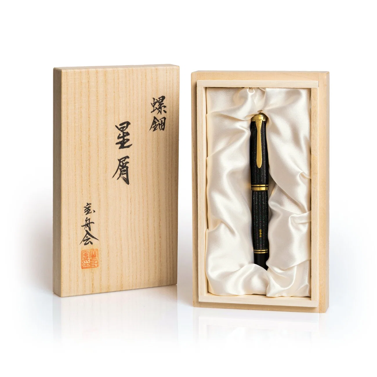Pelikan Maki-e Stardust Hoshikuzu
