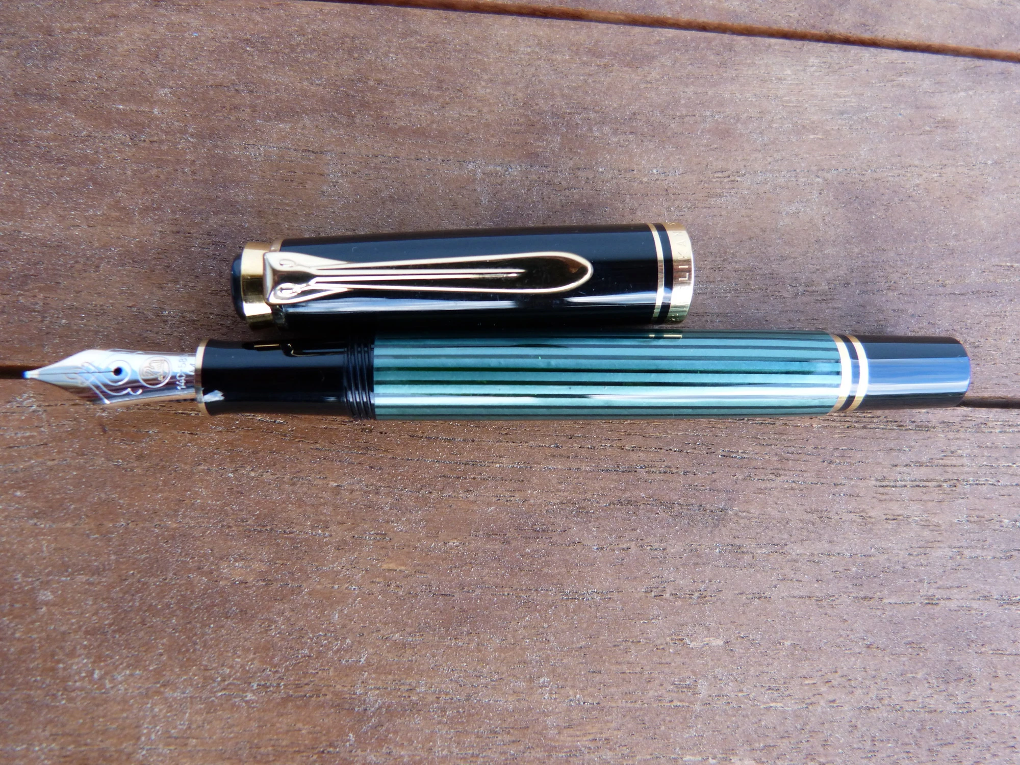 Pelikan M300 Grün-Gestreift
