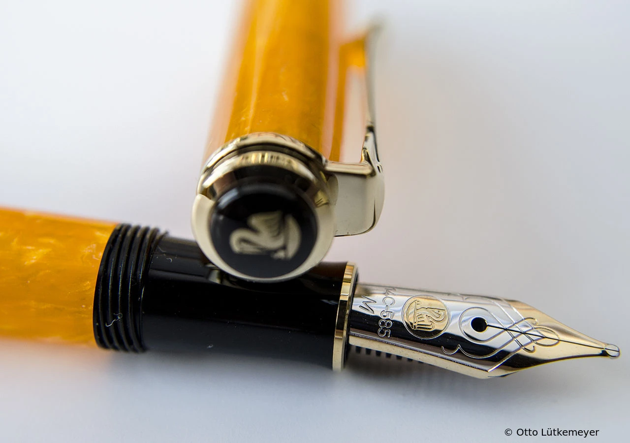 Pelikan M320 Orange
