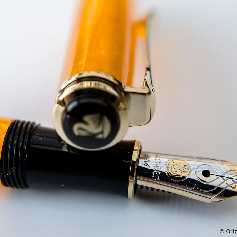 Pelikan M320 Orange
