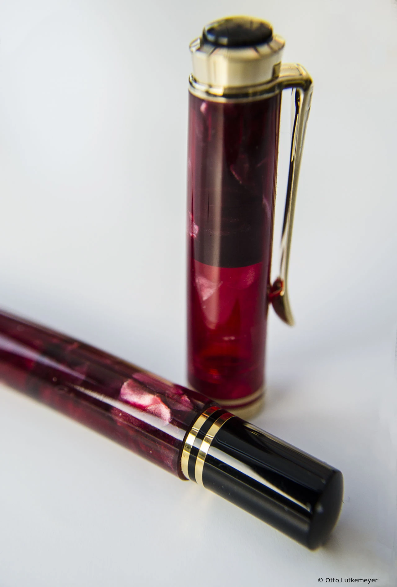 Pelikan M320 Ruby Red
