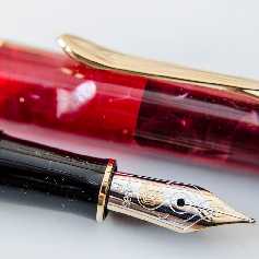 Pelikan M320 Ruby Red
