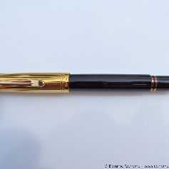 Pelikan M350 Black/Vermeil
headline