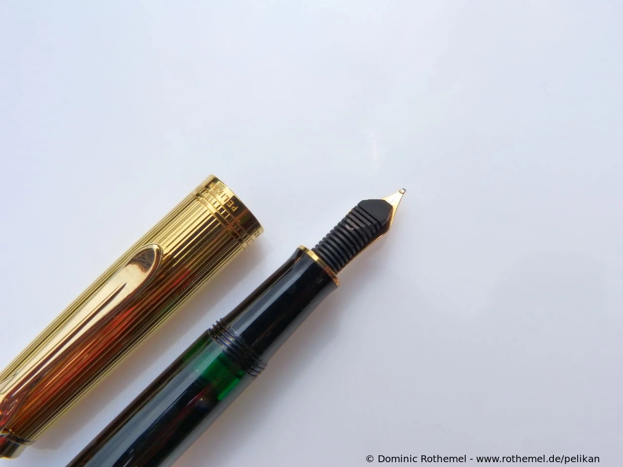 Pelikan M350 Schwarz/Vermeil
