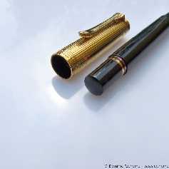 Pelikan M350 Black/Vermeil
