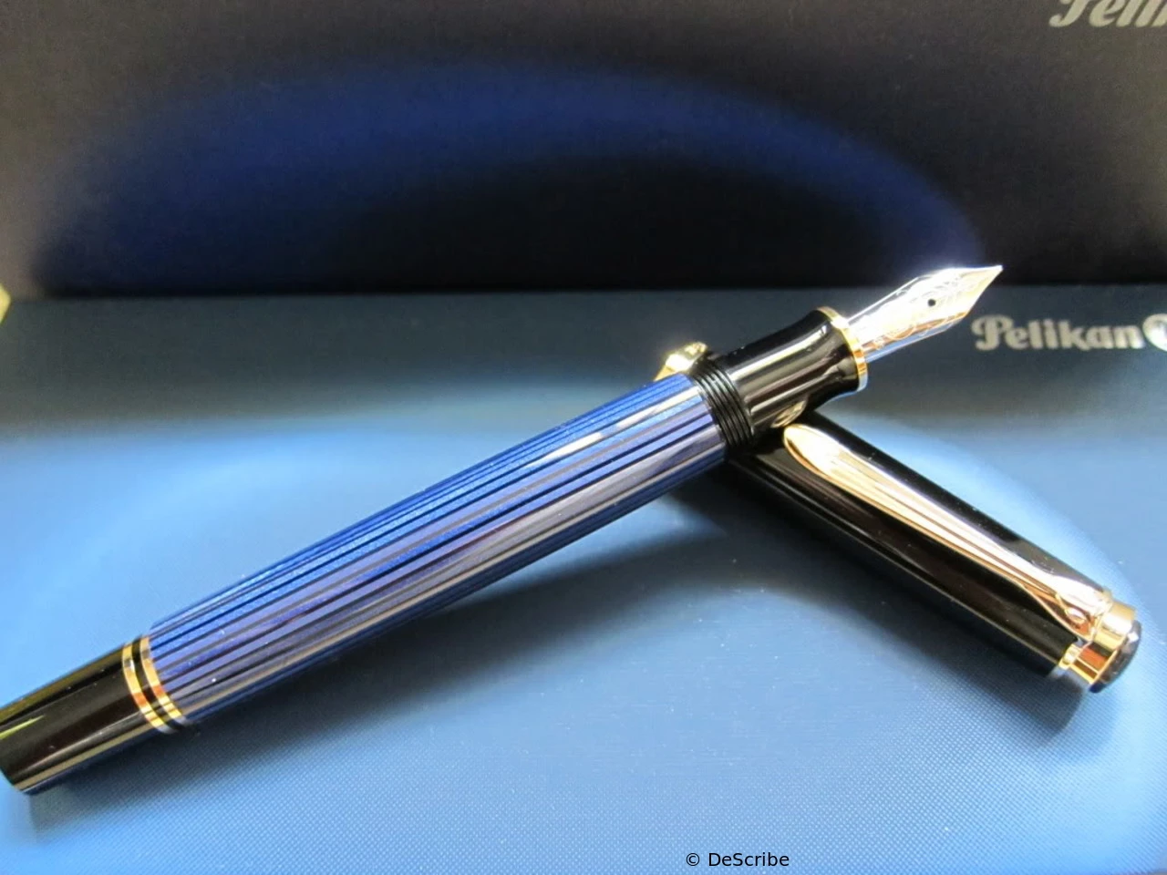 Pelikan M600 Blau-Gestreift
