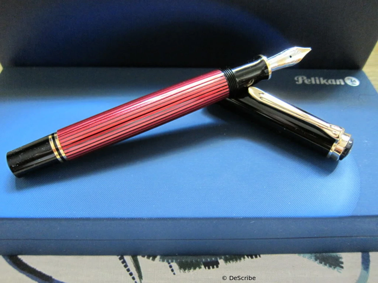 Pelikan M600 Rot-Gestreift
