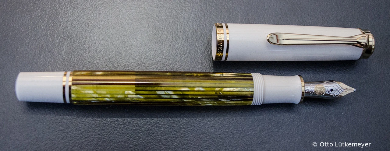 Pelikan M600 Hellschildpatt-Gestreift
