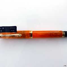 Pelikan M600 Vibrant Orange
