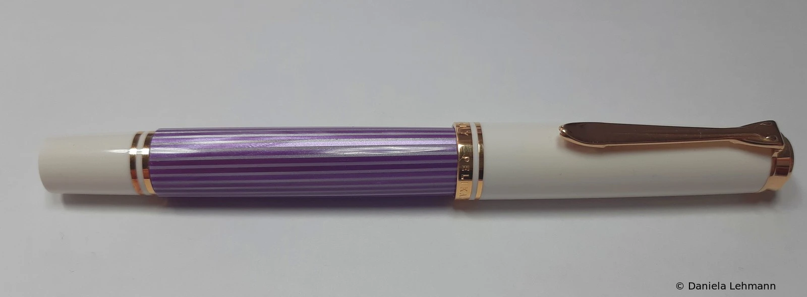 Pelikan M600 Violett-Weiß
