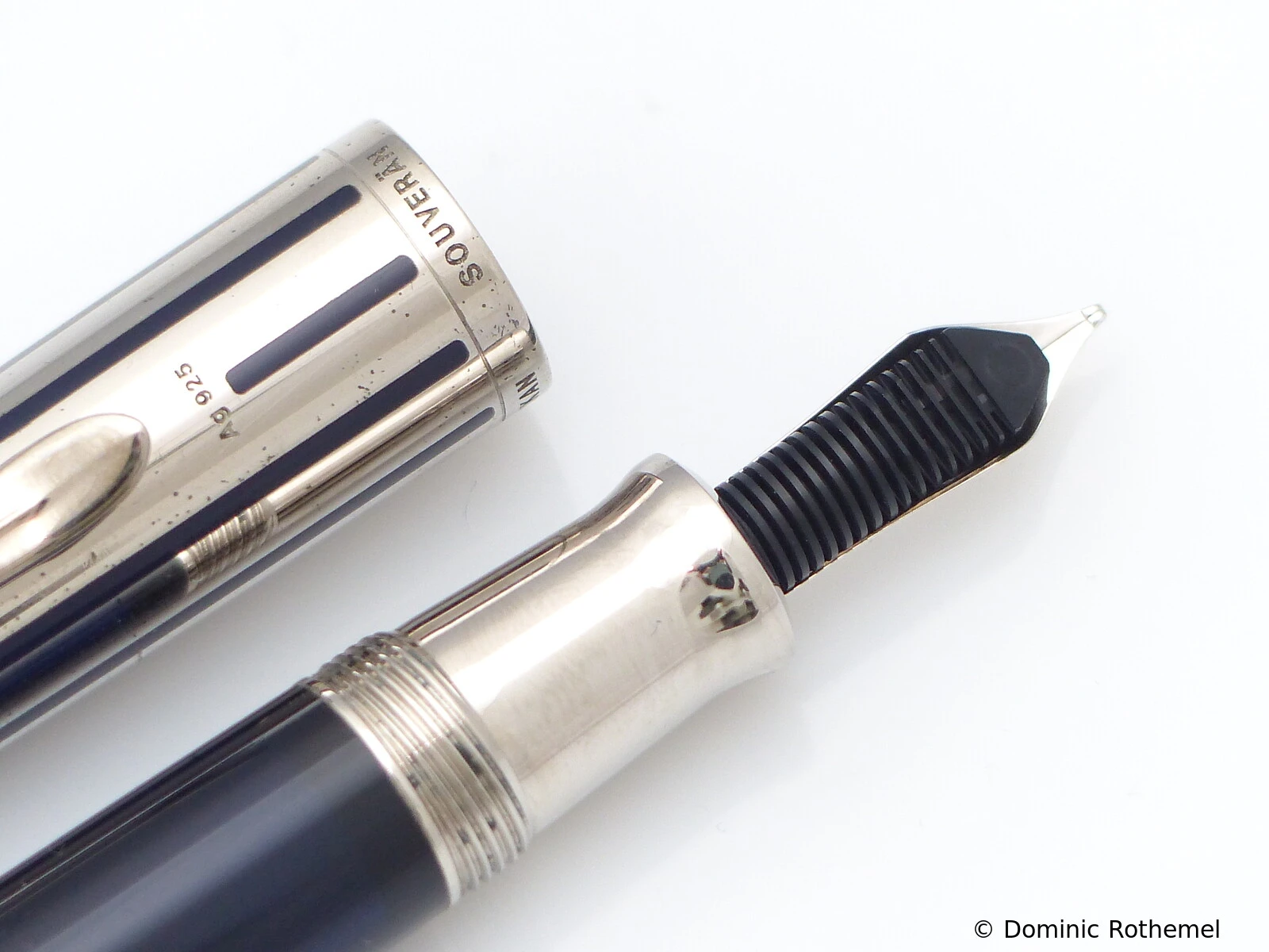 Pelikan M625 Blau transparent
