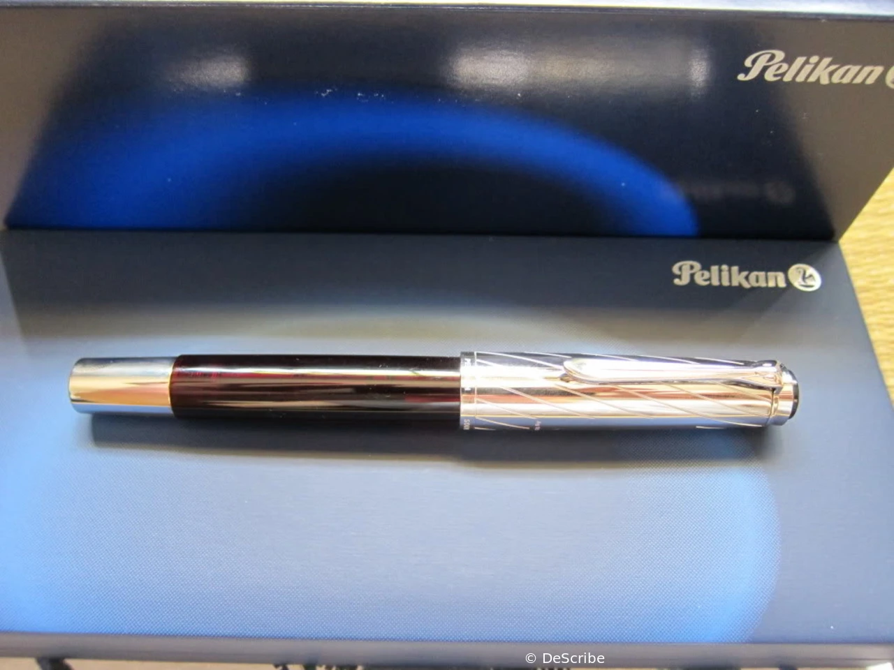 Pelikan M625 Rot transparent
