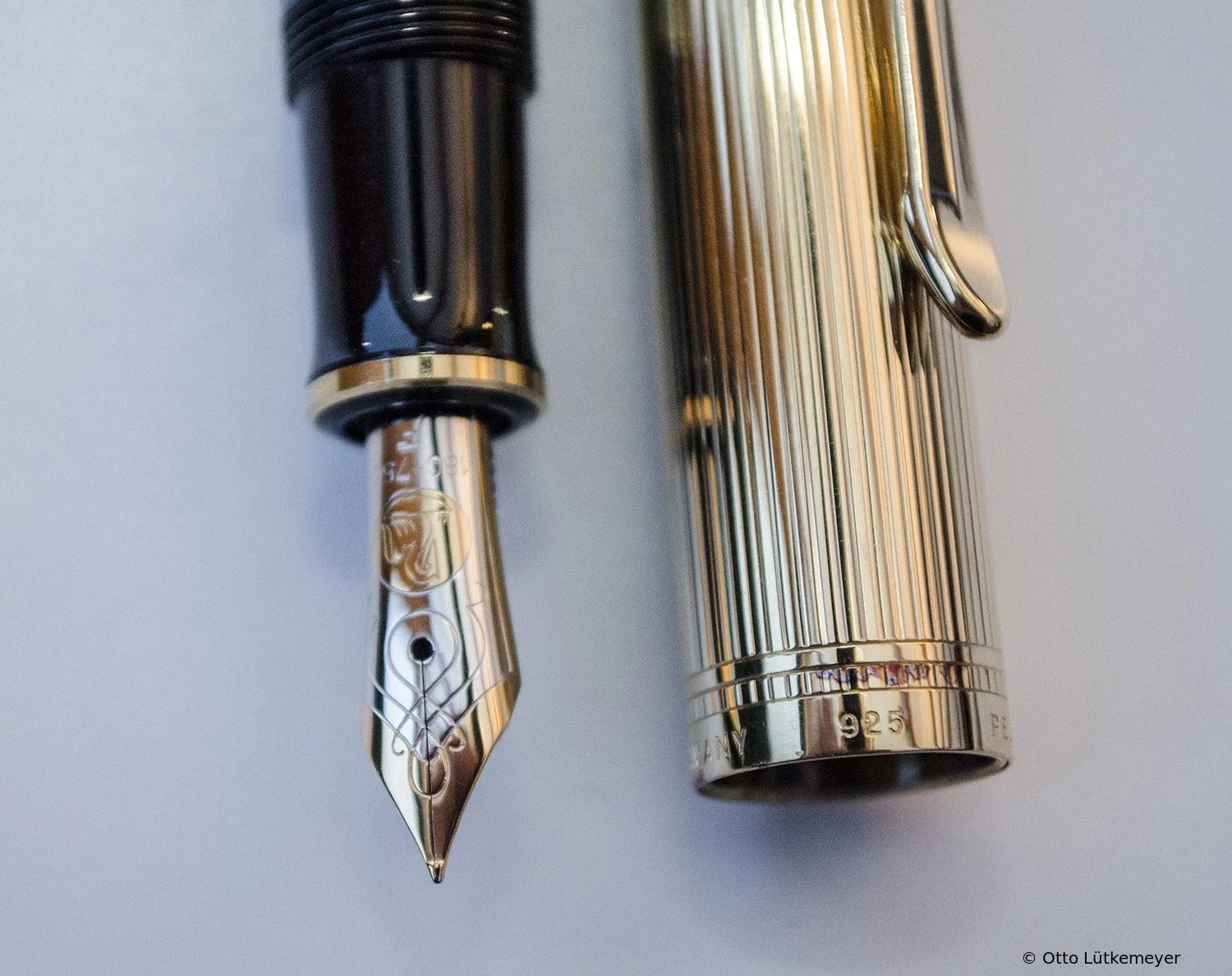 Pelikan M650 Grün-Gestreift/Vermeil
