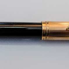 Pelikan M650 Black/Vermeil
