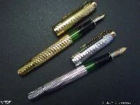Die Jubliäumsfüllhalter M760 (oben) und M750 (unten) zusammen. © http://kmpn.blogspot.com