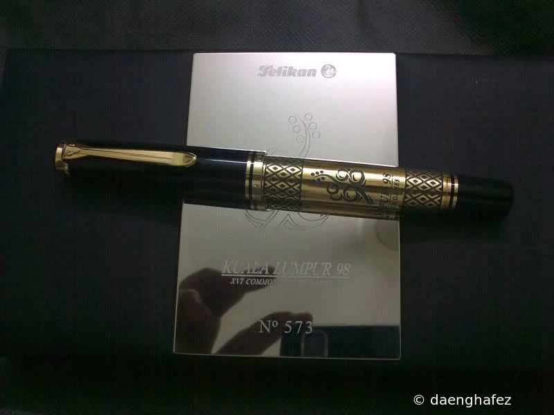 Pelikan M800 (Old Style) Commonwealth Games
