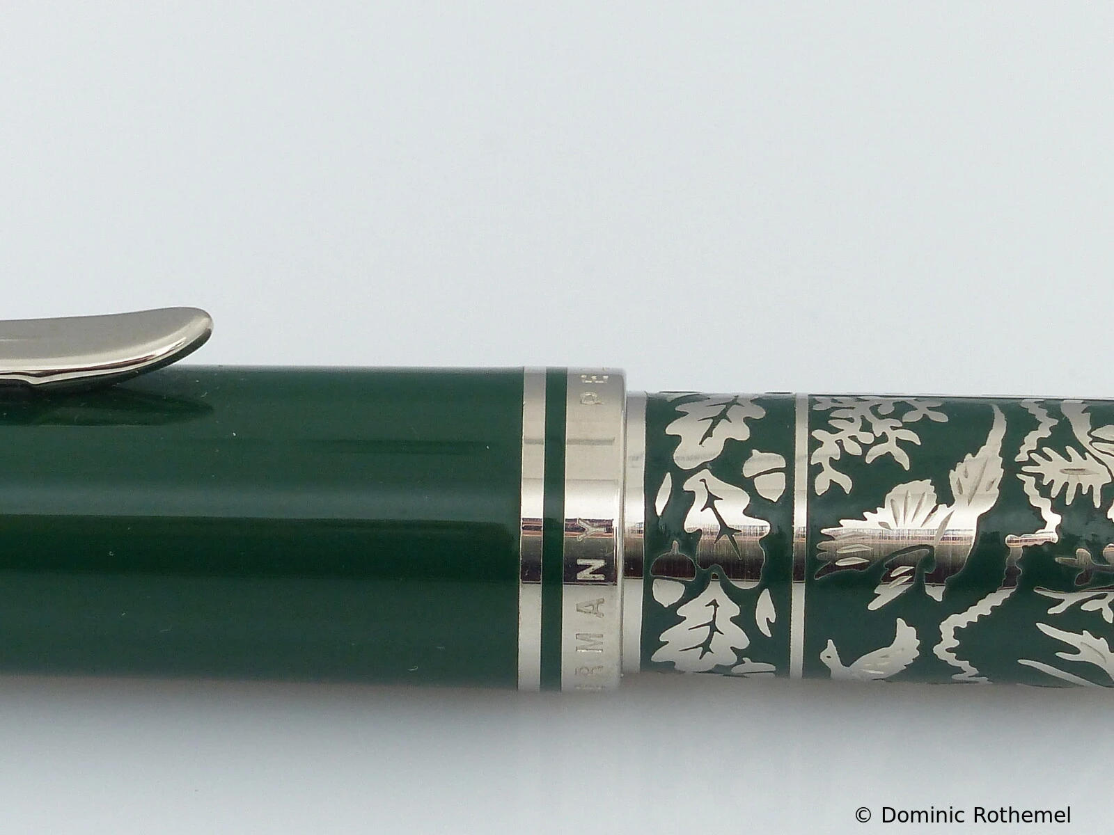 Pelikan M800 (Old Style) Hunting
