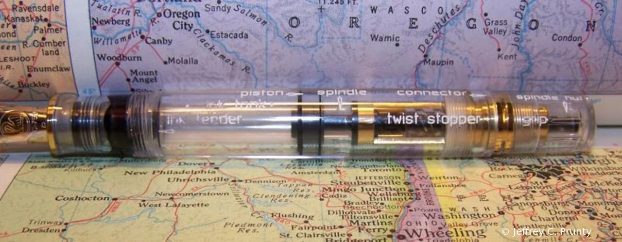 Pelikan M800 Demonstrator englisch beschriftet
