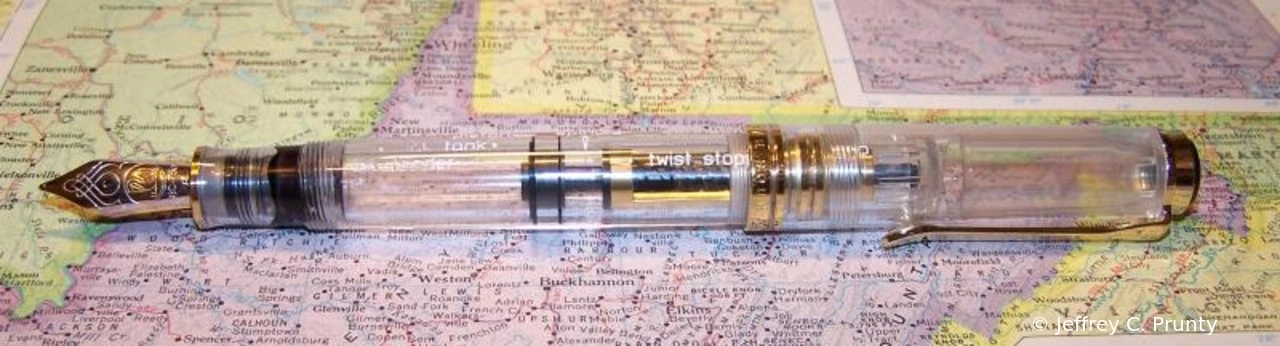 Pelikan M800 Demonstrator englisch beschriftet
