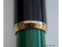 Ein deutliches Unterscheidungsmerkmal zwischen Pelikan und Merz & Krell Produktion beim Modell 120 ist der abgeschrägte Kappenring. © Otto Lütkemeyer
